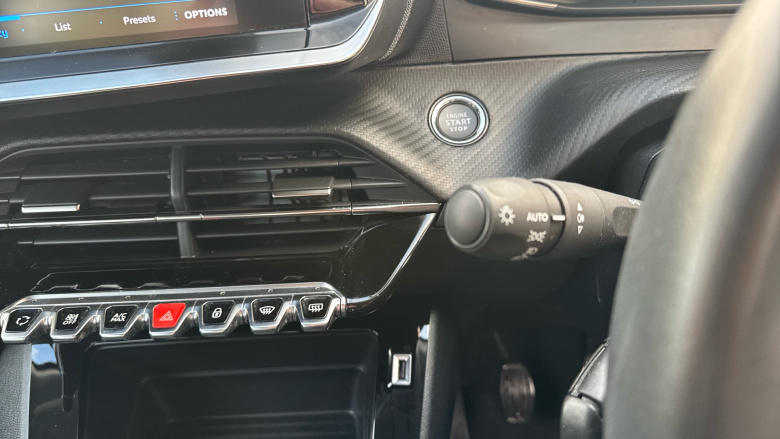 Peugeot 2008 1.2 PureTech Active Premium 5dr Petrol Estate